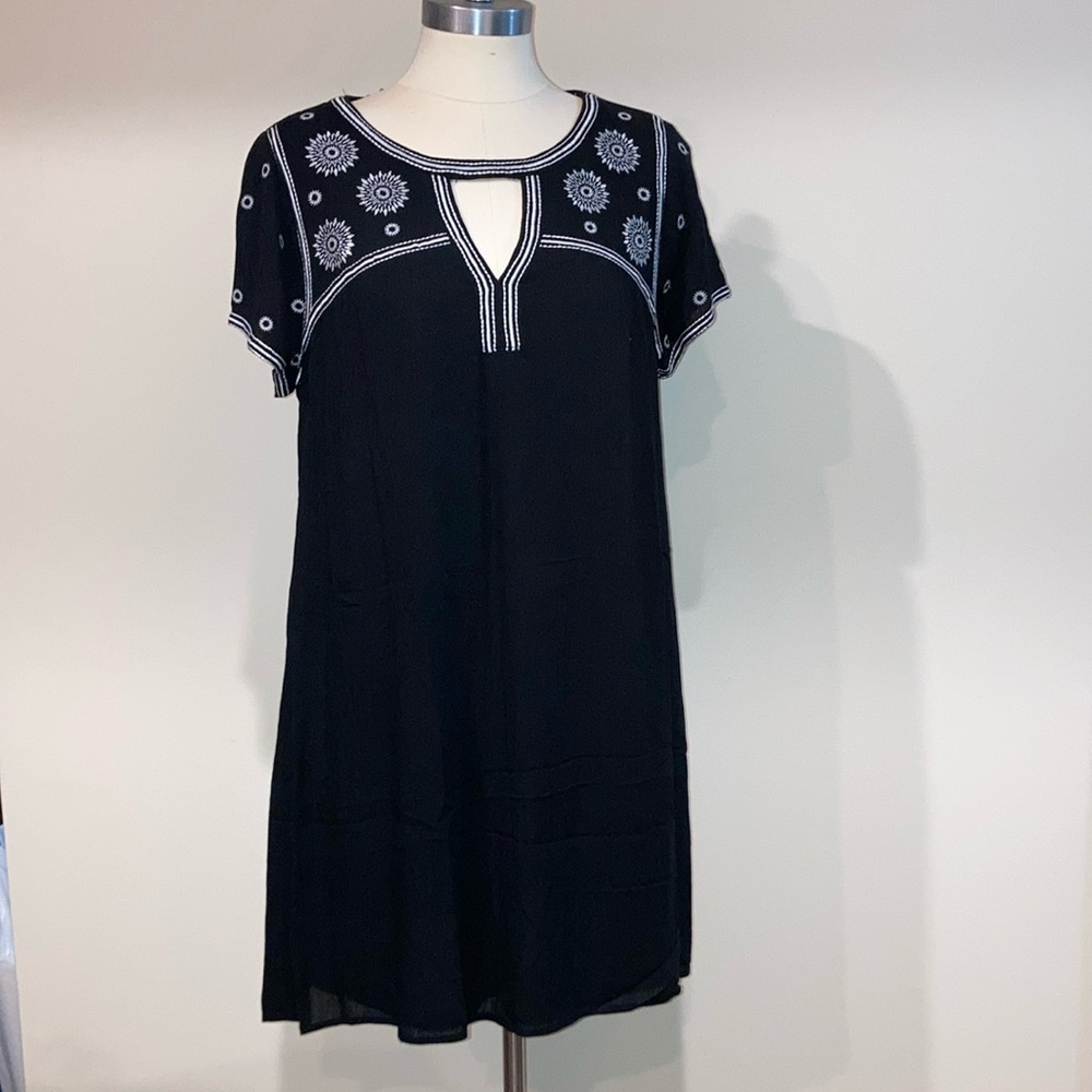 NWT Women’s BLUE RAIN Embroidered Little Black Dress from FRANCESCA’S boutique
